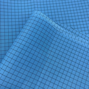 Tela uniforme de rejilla de 5mm a prueba de polvo para sala limpia tela antiestática ESD para ropa de trabajo